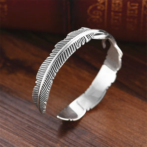 Fjäderarmband